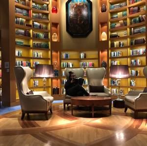 Meet your Posher, Julia